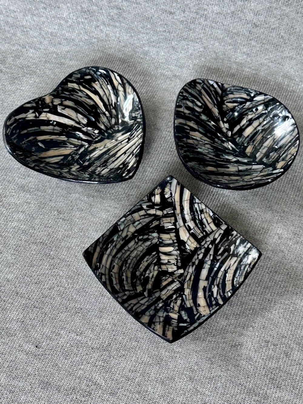 Balinese Mother-of-Pearl Bowls: Set of 3. BRAND NEW